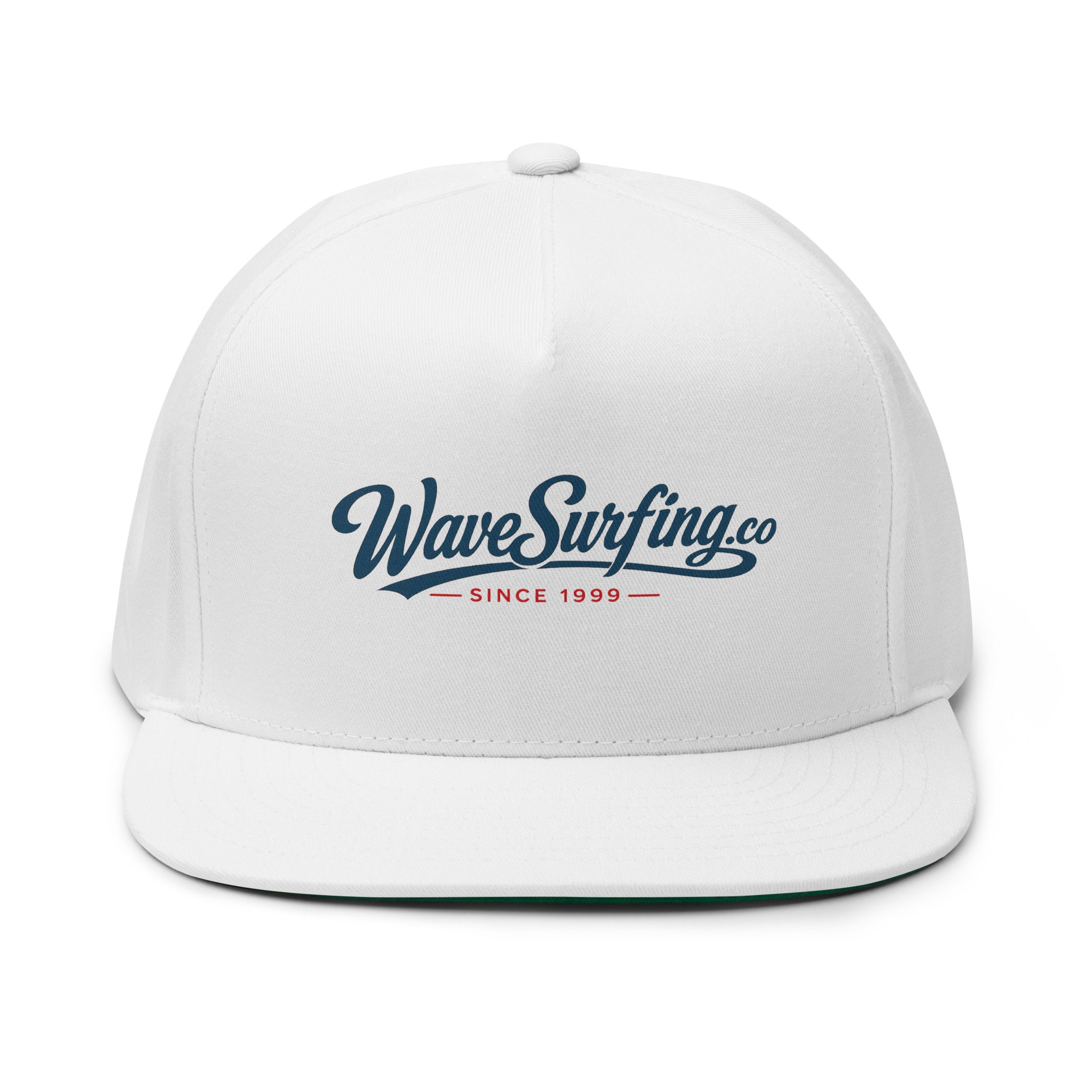 WaveSurfing™ Flat Bill Snapback Cap blanc – Vue de face logo WaveSurfing.co Since 1999 brodé bleu marine